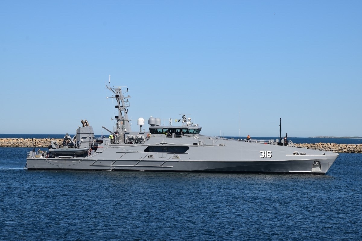 Austal orders four davits for Australian naval patrol vessels – Marine Business News